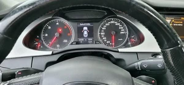 Second-hand Audi A5 S-Line 143 CP (105 kW) 2011 Argintiu Coupe