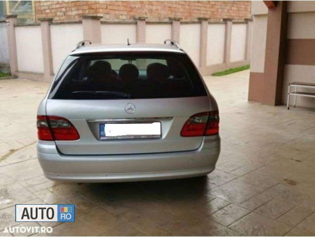 Second-hand Mercedes E220 170 CP (125 kW) 2008 Gri Break