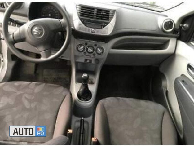 Second-hand Suzuki Alto 50 CP (36 kW) 2012 Hatchback