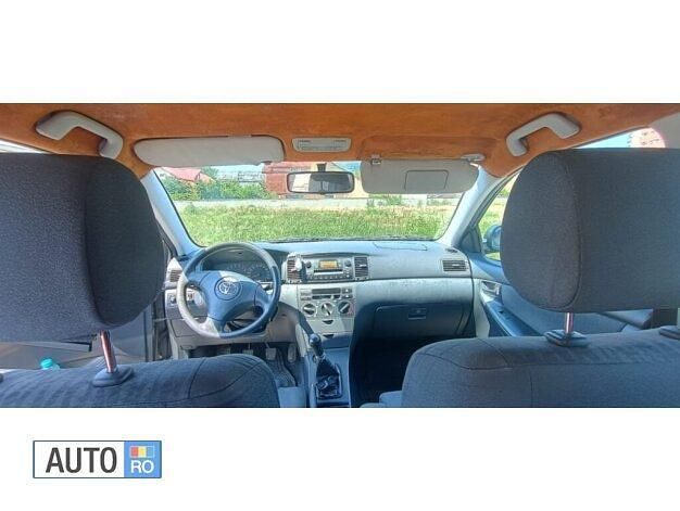 Second-hand Toyota Corolla 97 CP (71 kW) 2003 Gri Berlinǎ