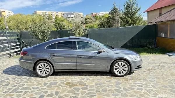 Second-hand VW Passat 177 CP (130 kW) 2014 Berlinǎ