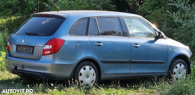 Culoarealbastru Utilizat 2009 Skoda Fabia GreenLine Hatchback | 700 EUR - Imagine 1/4