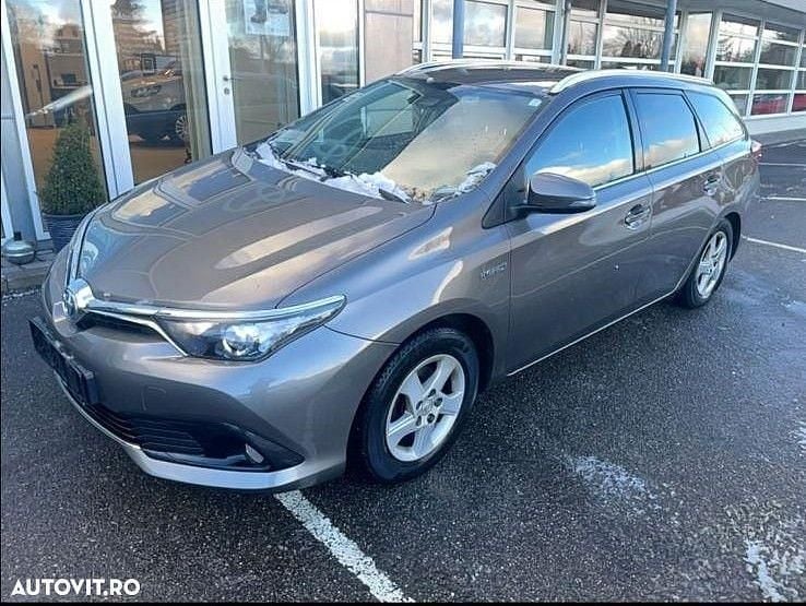 Culoaregri Second-hand 2016 Toyota Auris Hybrid Comfort Break | 11.000 EUR (Preț OK) - Imagine 1/4
