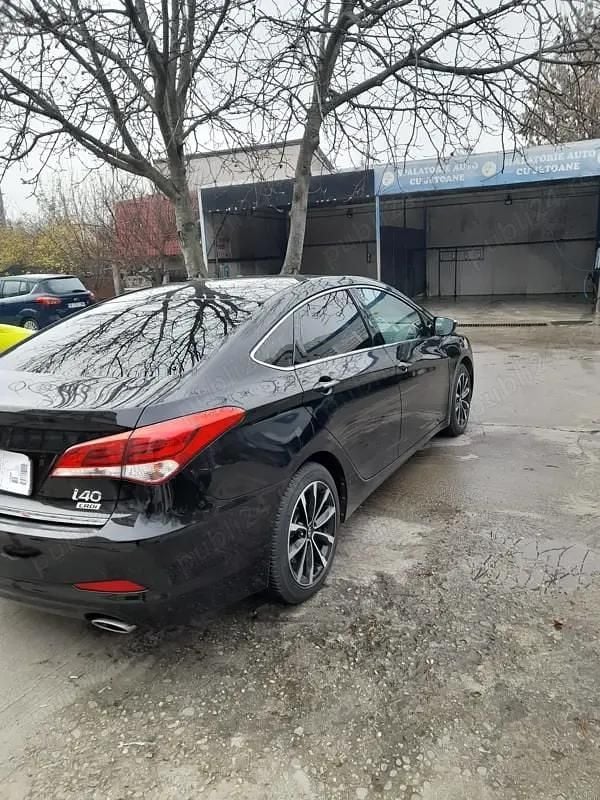 Second-hand Hyundai i40 141 CP (103 kW) 2015 Negru Break