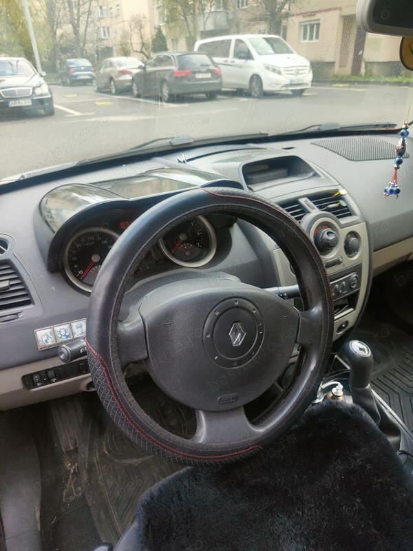 Utilizat 2004 Renault Mégane GrandTour Break | 1.550 EUR - Imagine 1/4