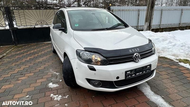 Second-hand VW Golf VII Style 140 CP (102 kW) 2012 Culoarealb Hatchback