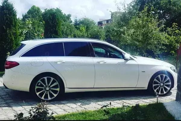 Utilizat 2015 Mercedes A200 Break | 17.900 EUR - Imagine 1/4