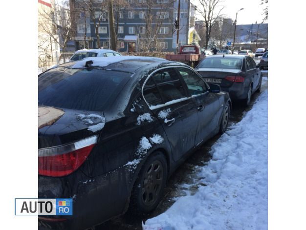 Second-hand BMW 520 Sport Line 170 CP (125 kW) 2004 Negru Berlinǎ