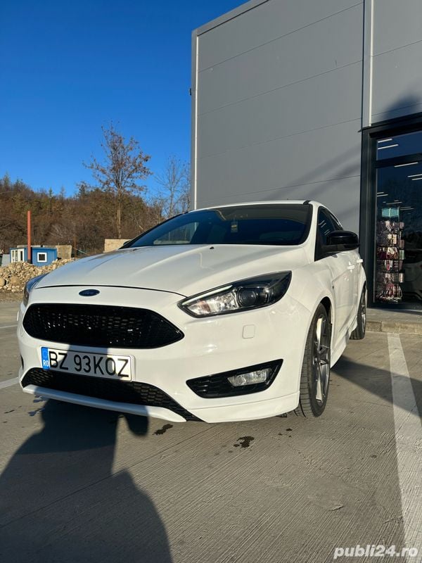 Utilizat 2016 Ford Focus ST-Line Hatchback | 9.900 EUR (Preț OK) - Imagine 1/4