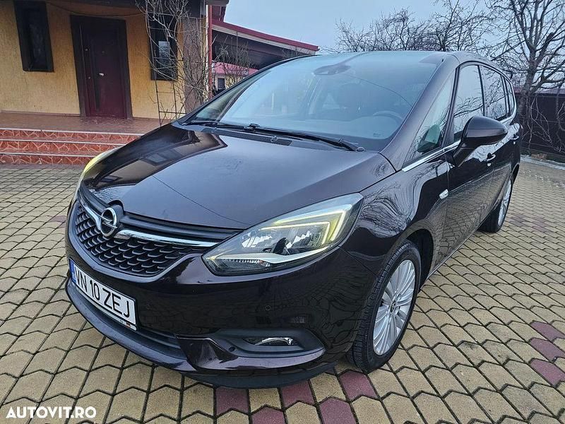 Second-hand Opel Zafira Tourer Business Edition 136 CP (100 kW) 2017 Culoaremaro Monovolum
