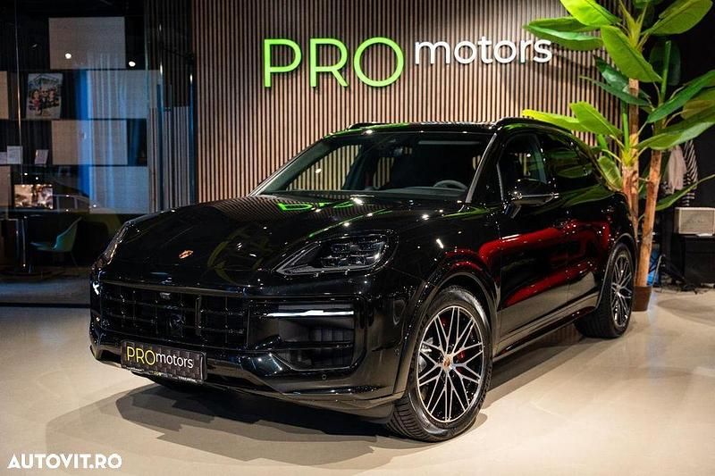 Culoarenegru Utilizat 2025 Porsche Cayenne GTS SUV | 143.869 EUR - Imagine 1/4