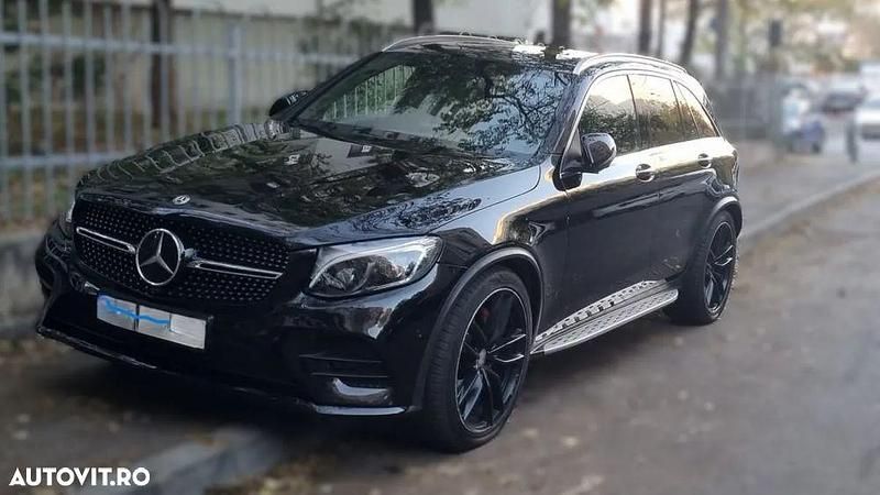 Culoarenegru Utilizat 2016 Mercedes GLC250 AMG line SUV | 27.000 EUR (Preț OK) - Imagine 1/4