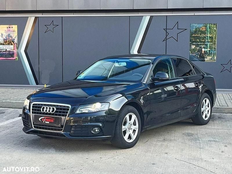 Culoarenegru Utilizat 2009 Audi A4 Attraction Berlinǎ | 5.590 EUR (Preț bun) - Imagine 1/4