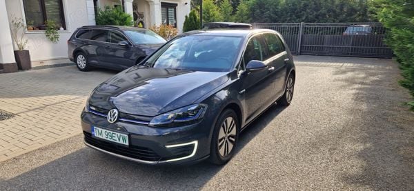 Gri Utilizat 2020 VW e-Golf Hatchback | 17.650 EUR - Imagine 1/4