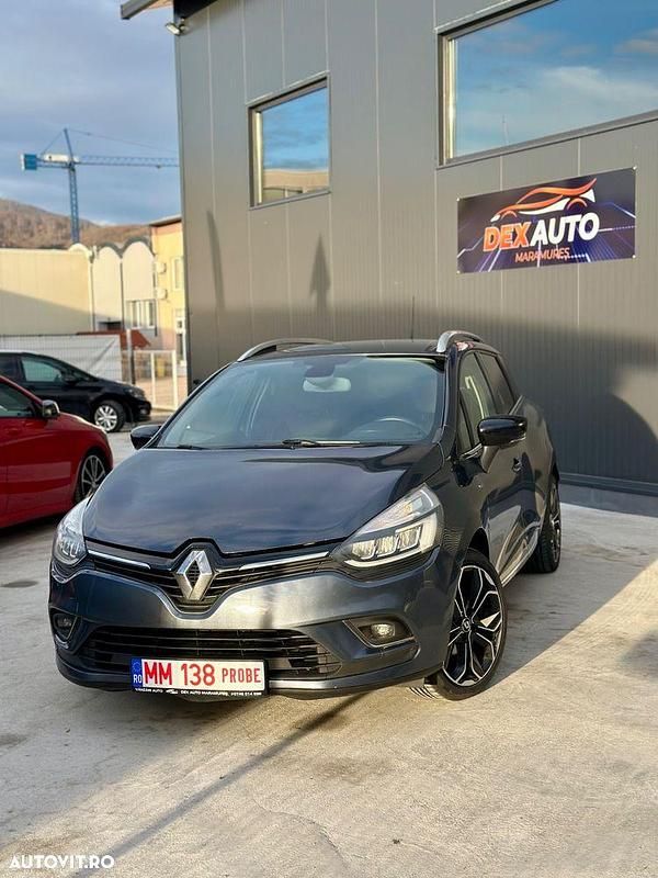Culoaregalbeuriu Utilizat 2017 Renault Clio GrandTour Bose Edition Break | 6.490 EUR (Preț OK) - Imagine 1/4