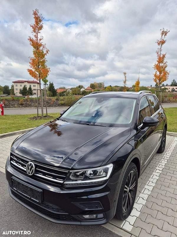 Negru Utilizat 2019 VW Tiguan IQ Drive SUV | 25.700 EUR (Scump) - Imagine 1/4
