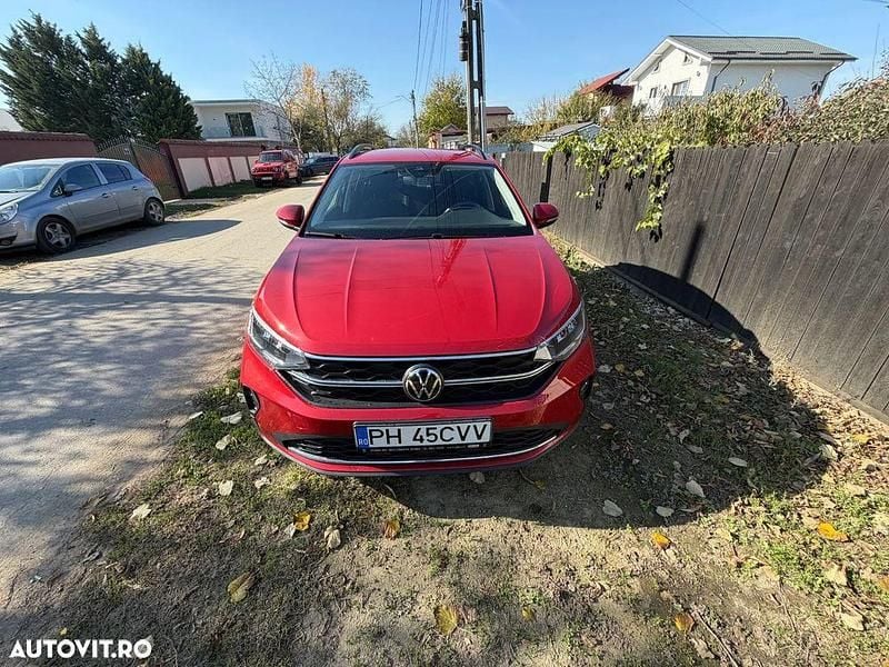 Culoarerosu Utilizat 2022 VW Taigo Life SUV | 18.000 EUR (Preț bun) - Imagine 1/4