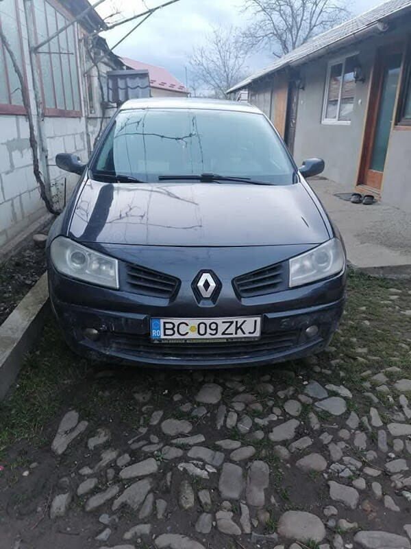 Gri Utilizat 2007 Renault Mégane II Hatchback | 1.300 EUR (Super Preț) - Imagine 1/4
