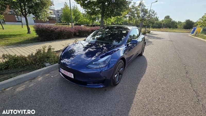 Culoarealbastru Utilizat 2023 Tesla Model 3 Long Range AWD Berlinǎ | 35.800 EUR (Preț OK) - Imagine 1/4