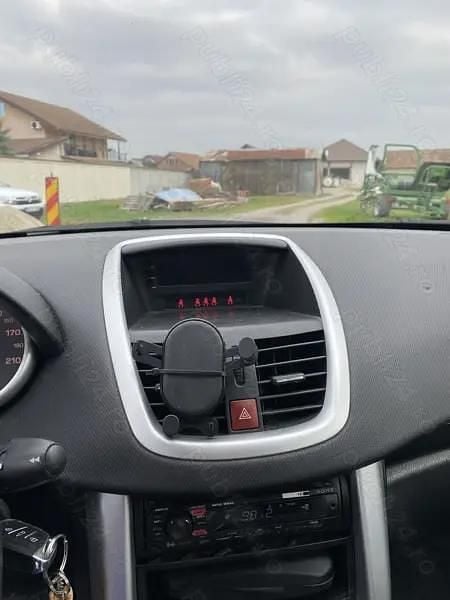 Second-hand Peugeot 207 54 CP (39 kW) 2011 Maro Hatchback