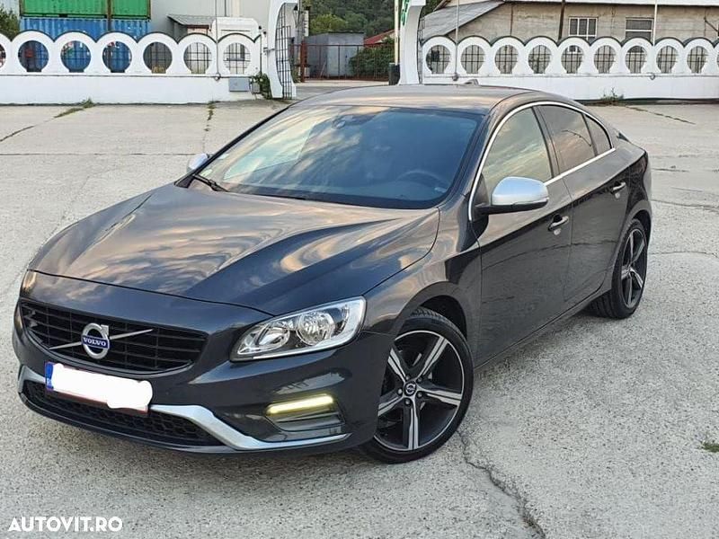 Culoaregri Utilizat 2017 Volvo S60 R-Design Berlinǎ | 10.350 EUR - Imagine 1/4