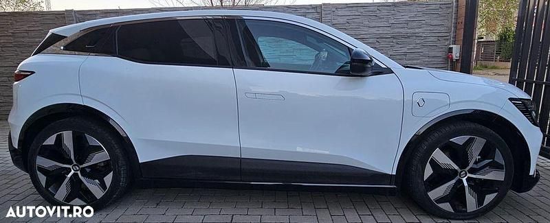 Second-hand Renault Mégane Techno 161 kW (220 CP) 2023 Culoarealb Berlinǎ