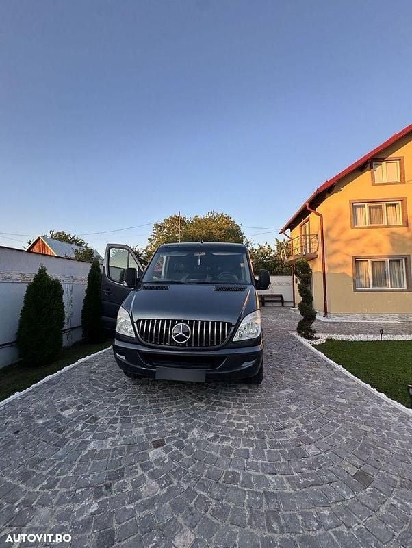 Culoaregri Utilizat 2012 Mercedes 316 Van | 15.999 EUR - Imagine 1/4