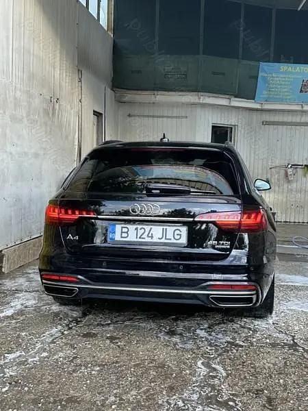 Culoarenegru Utilizat 2020 Audi A4 Sport Break | 18.900 EUR - Imagine 1/4