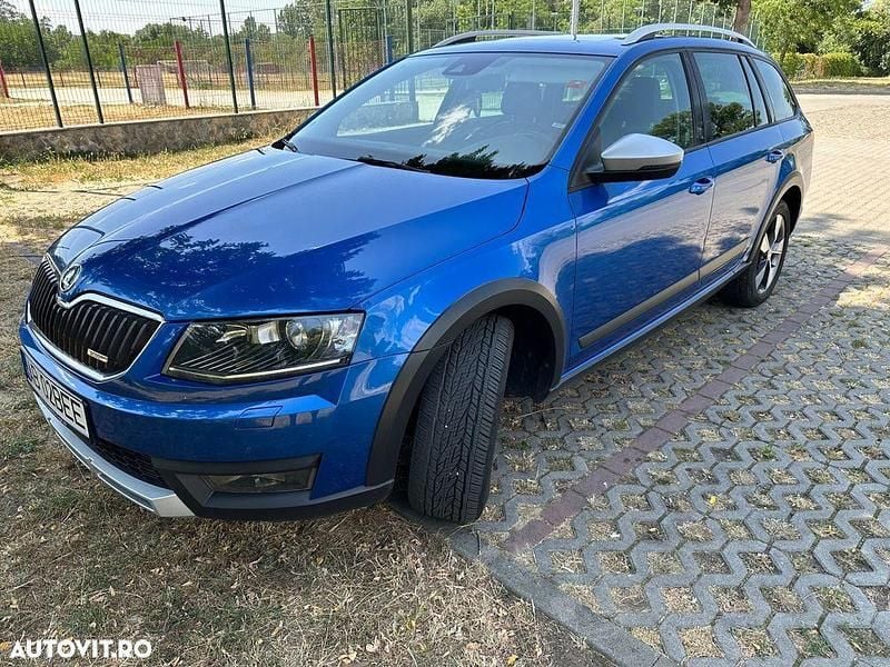 Culoarealbastru Utilizat 2014 Skoda Octavia Break | 11.750 EUR (Puțin scump) - Imagine 1/4