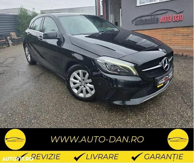 Culoarenegru Utilizat 2015 Mercedes A180 Style Hatchback | 8.990 EUR (Puțin scump) - Imagine 1/4