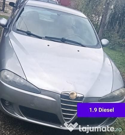 Gri Utilizat 2006 Alfa Romeo 147 Hatchback | 3.800 EUR - Imagine 1/4