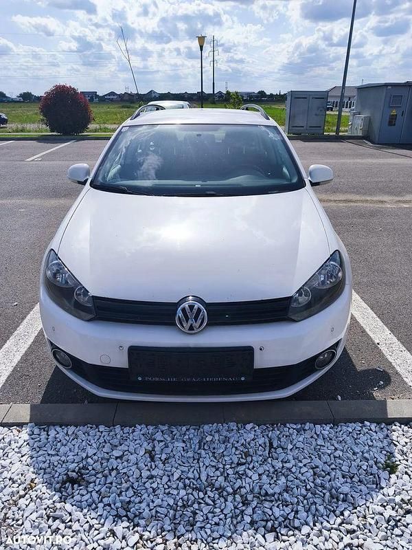 Culoarealb Utilizat 2013 VW Golf VII Trendline Break | 4.400 EUR (Preț bun) - Imagine 1/4