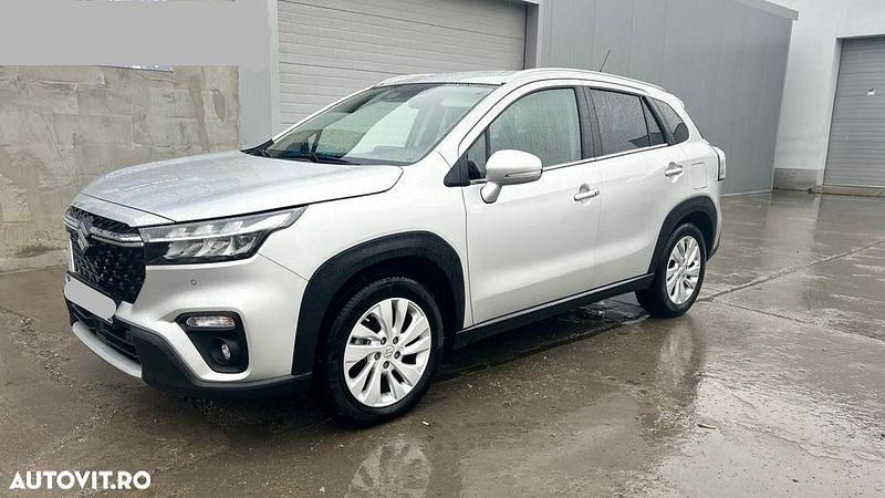 Second-hand Suzuki SX4 S-Cross Comfort 116 CP (85 kW) 2023 Culoareargint SUV