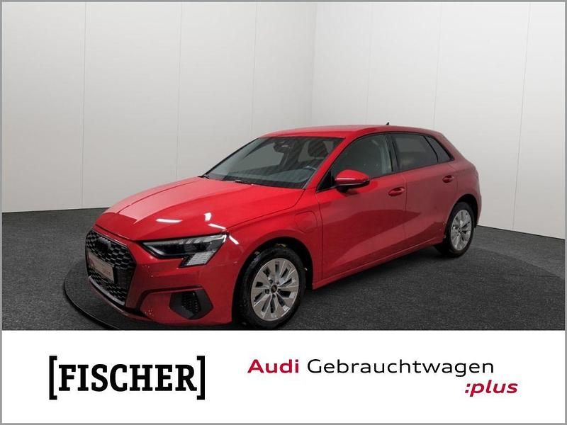 Utilizat 2022 Audi A3 Sportback e-tron Hatchback | 27.697 EUR (Preț OK) - Imagine 1/1