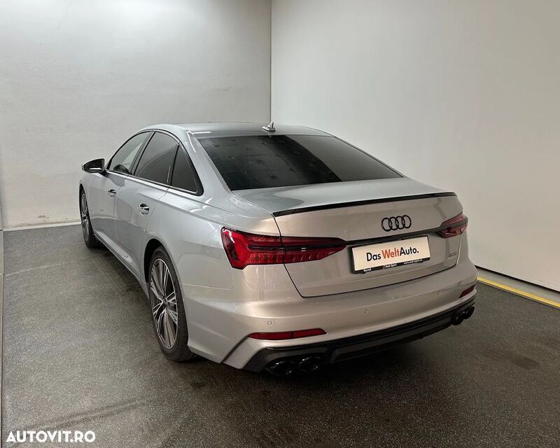 Second-hand Audi A6 Advanced Plus 286 CP (210 kW) 2018 Argint Berlinǎ