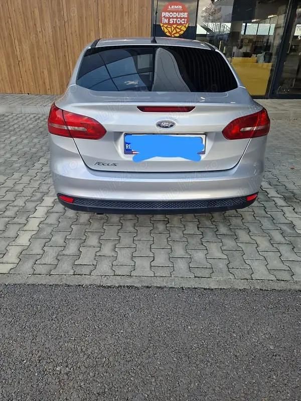 Gri Utilizat 2015 Ford Focus Berlinǎ | 6.750 EUR (Preț OK) - Imagine 1/4