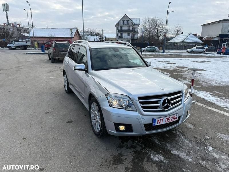 Culoaregri Utilizat 2011 Mercedes GLK220 SUV | 7.999 EUR (Preț bun) - Imagine 1/4