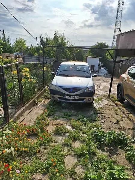Utilizat 2005 Dacia Logan Berlinǎ | 1.400 EUR (Preț bun) - Imagine 1/4