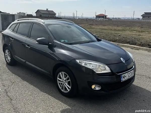 Utilizat 2013 Renault Mégane III Break | 5.600 EUR (Preț OK) - Imagine 1/4