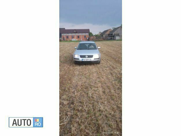 Gri Utilizat 2003 VW Passat Break | 1.700 EUR (Preț OK) - Imagine 1/4