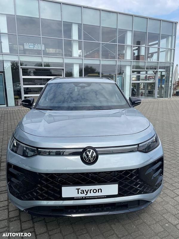 Culoareargint Nouă 2025 VW Tayron R-line SUV | 62.823 EUR (Scump) - Imagine 1/4