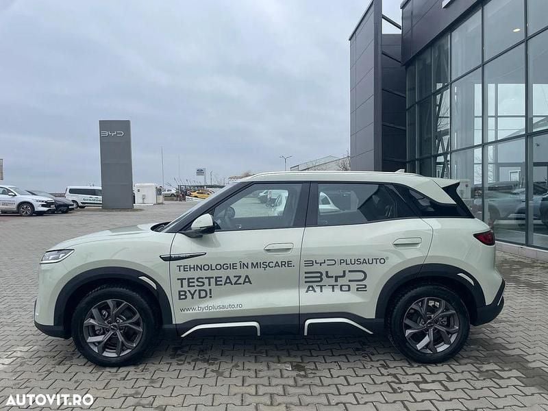 Second-hand BYD Atto 2 Boost 130 kW (177 CP) 2025 Culoareverde SUV