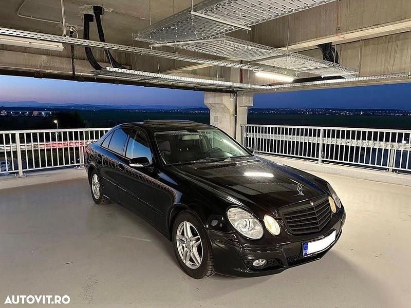 Second-hand Mercedes E200 Elegance 136 CP (100 kW) 2009 Culoarenegru Berlinǎ