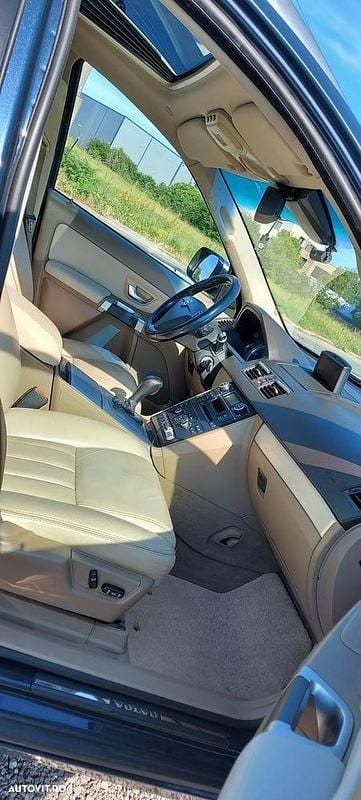 Second-hand Volvo XC90 Summum 200 CP (147 kW) 2012 Culoarealbastru SUV