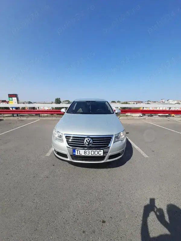 Utilizat 2010 VW Passat Berlinǎ | 6.100 EUR (Puțin scump) - Imagine 1/4