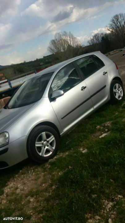 Gri Utilizat 2004 VW Golf IV Hatchback | 3.500 EUR (Scump) - Imagine 1/4