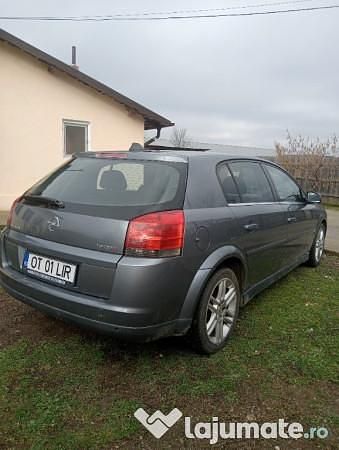 Second-hand Opel Signum 150 CP (110 kW) 2005 Hatchback