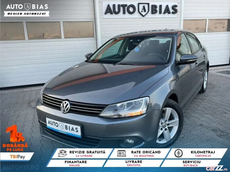 Gri Utilizat 2012 VW Jetta Berlinǎ | 9.450 EUR (Puțin scump) - Imagine 1/4