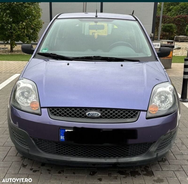 Alte culori Utilizat 2007 Ford Fiesta Hatchback | 2.000 EUR (Preț OK) - Imagine 1/4