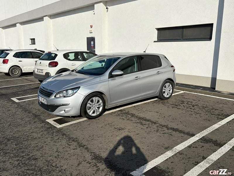 Second-hand Peugeot 308 120 CP (88 kW) 2015 Culoareargint Hatchback